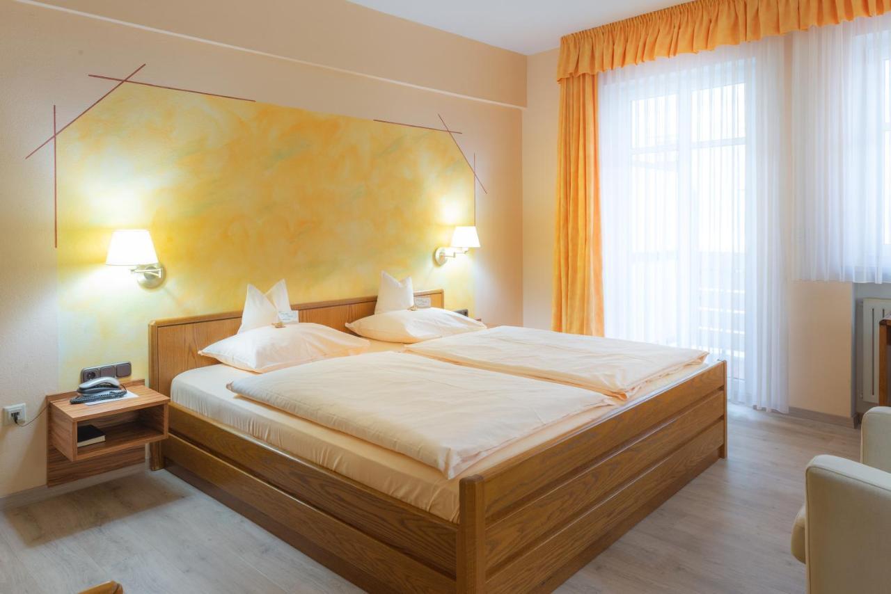 Hotel-Garni Goldener Schwan Bad Windsheim Ngoại thất bức ảnh